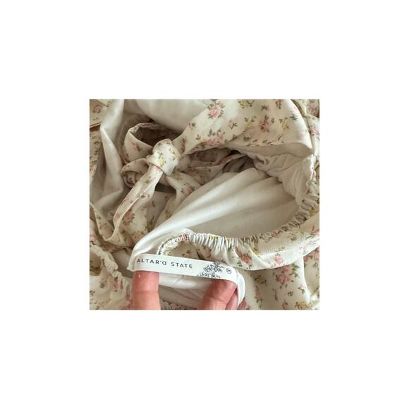 Altar’d State Floral Puff Sleeve Mini Dress Cream Pink Flowers Size M NWT - Picture 2 of 13